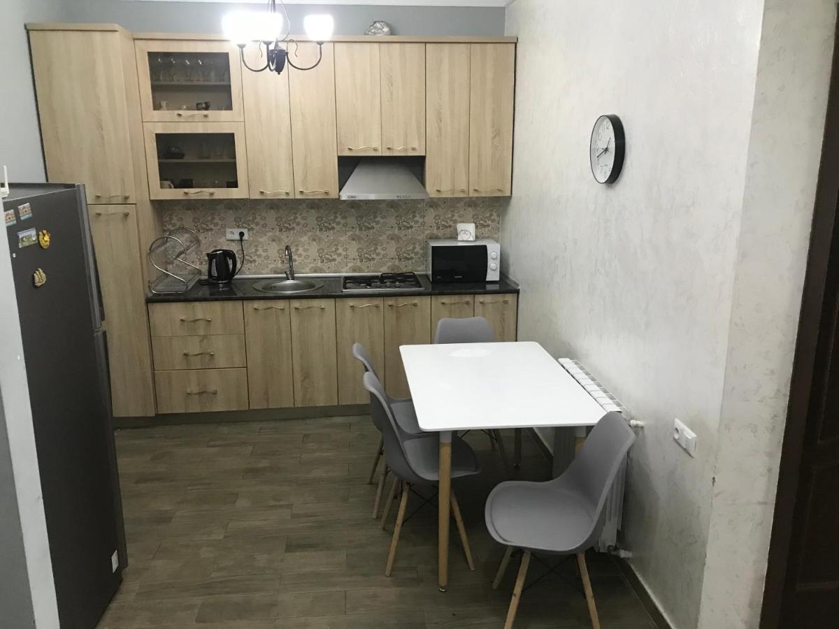David Apt 1A Batumi Exterior photo