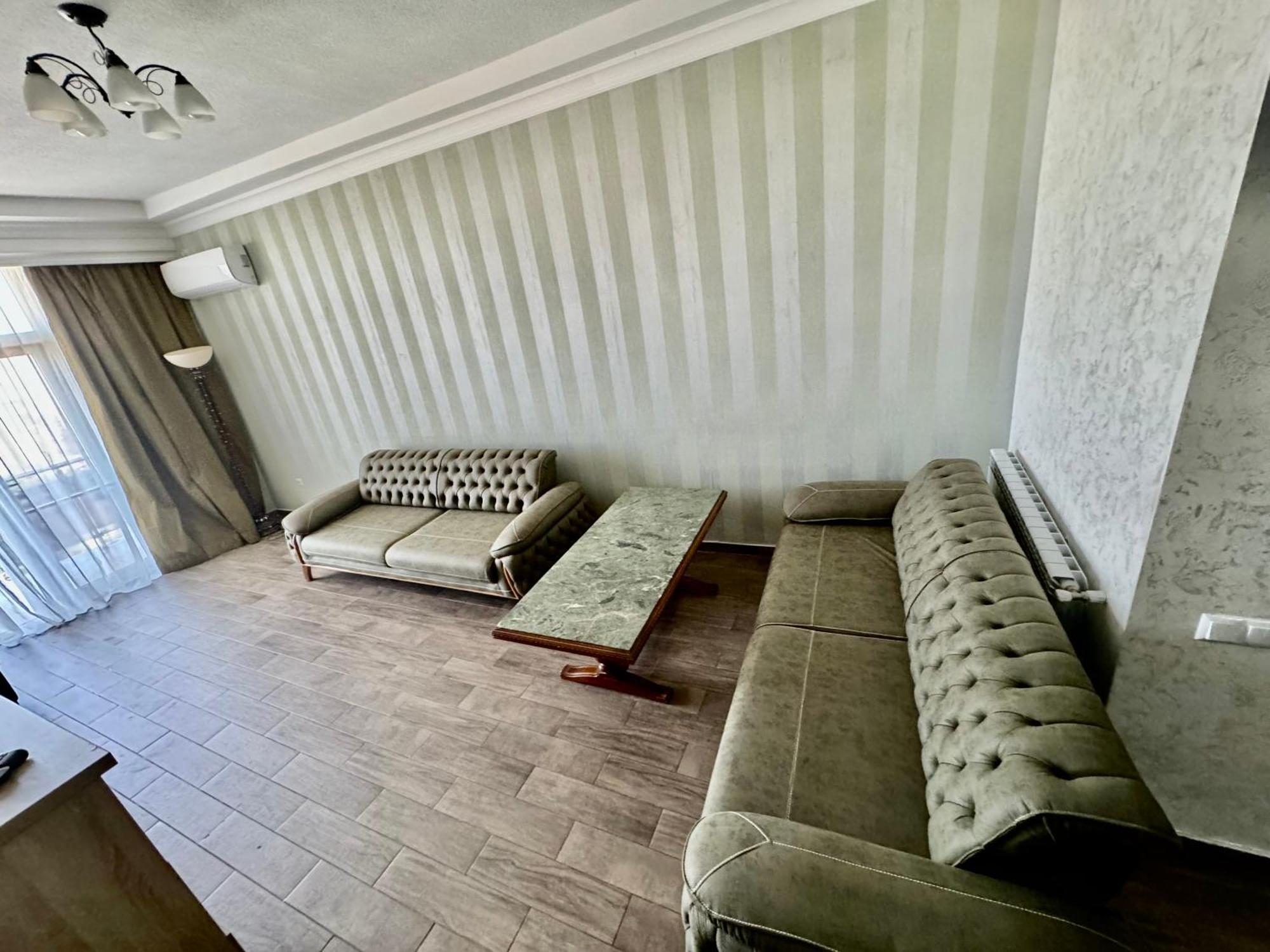 David Apt 1A Batumi Exterior photo
